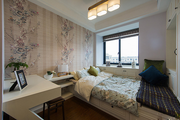 床底空間不浪費，巧做收納高利用