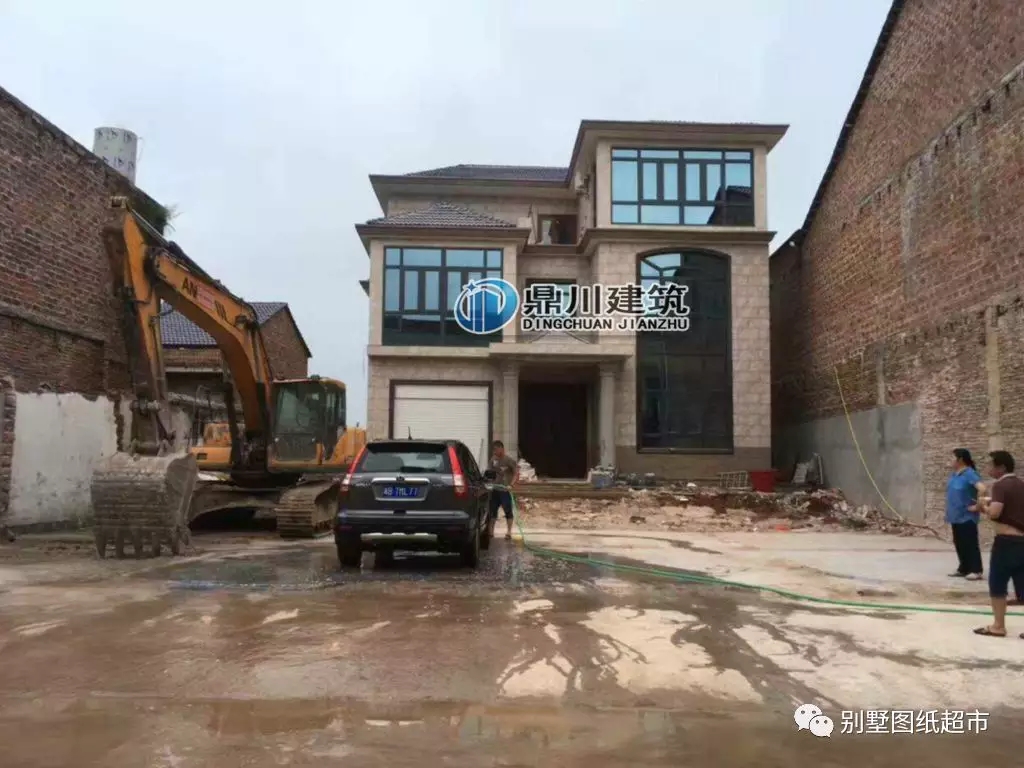 在城里28萬能買到7室4廳3衛1廚1露臺1車庫嗎？在農村建房就可以！