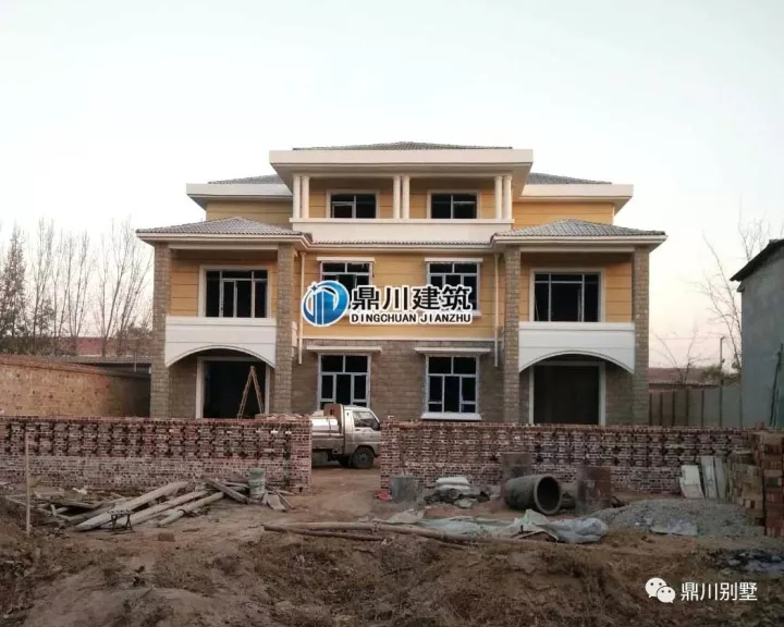 兄弟蓋雙拼別墅