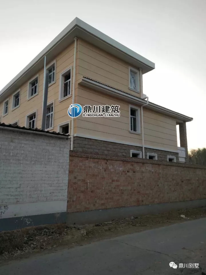 兄弟蓋雙拼別墅