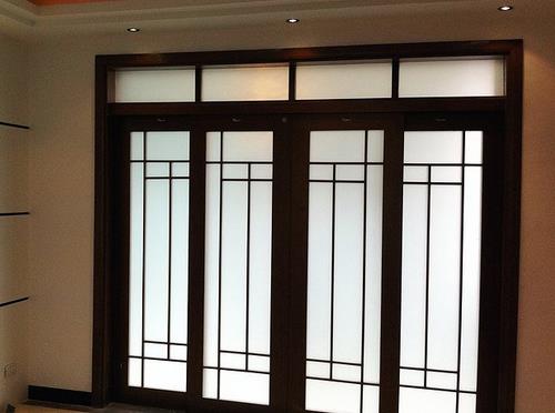 別墅裝修折疊門和推拉門哪個好