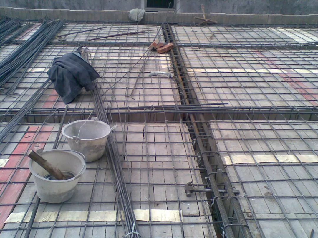 【干貨】自建房主體的梁、板、柱鋼筋施工工藝，包工頭別想再坑你！