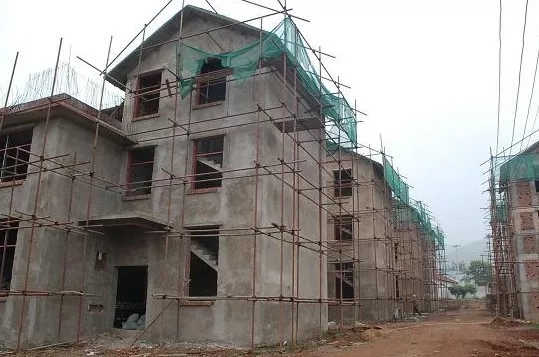 農村自建房選擇夏季開建，這些注意事項你要清楚！