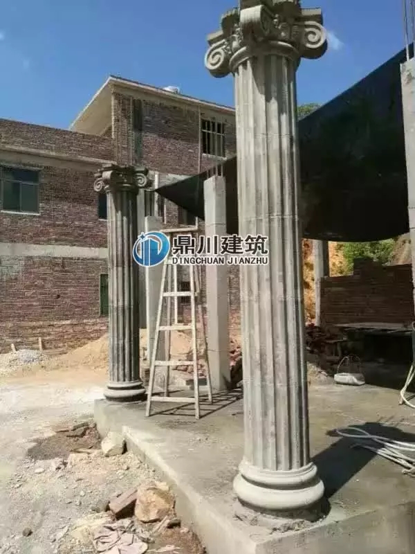 歐式風(fēng)格別墅怎能少了羅馬柱？來(lái)看羅馬柱的完美應(yīng)用！