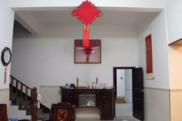 【分享】江西網(wǎng)友花30萬(wàn)建成帶門面的農(nóng)村別墅，臨街地基很適合！